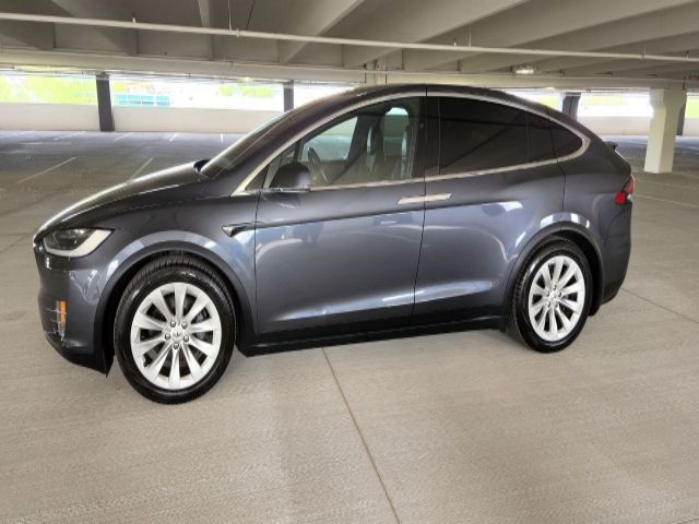 Photo 2 VIN: 5YJXCDE27HF049359 - TESLA MODEL X 