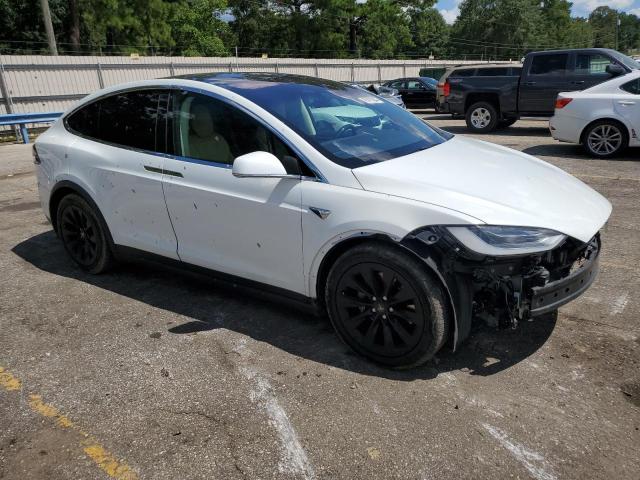 Photo 3 VIN: 5YJXCDE27HF049992 - TESLA MODEL X 