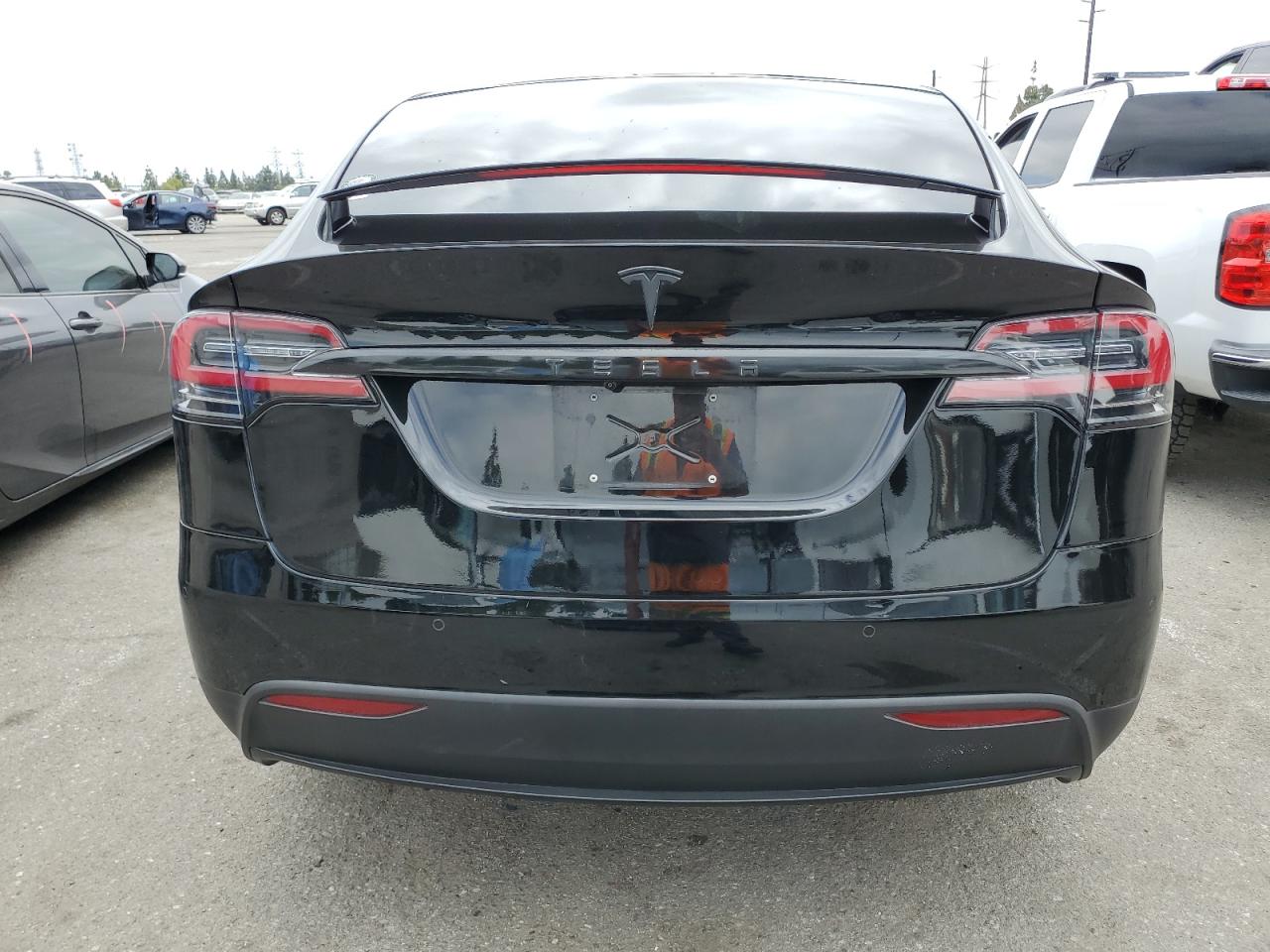 Photo 5 VIN: 5YJXCDE27HF057039 - TESLA MODEL X 