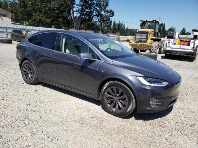 Photo 3 VIN: 5YJXCDE27JF104690 - TESLA MODEL X 