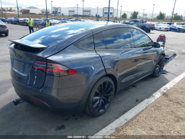 Photo 3 VIN: 5YJXCDE27JF104740 - TESLA MODEL X 