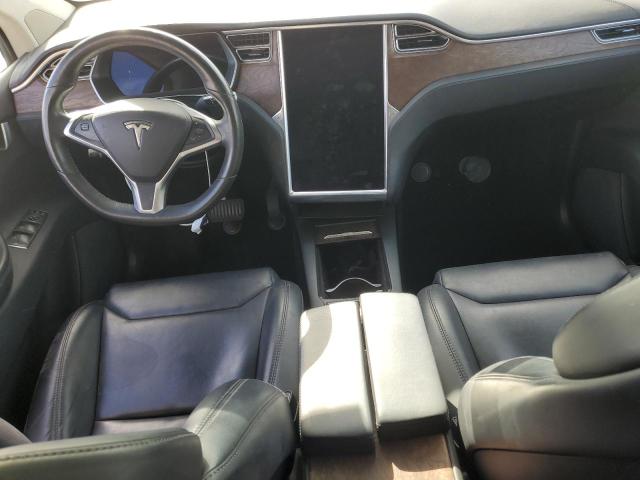 Photo 7 VIN: 5YJXCDE28HF069765 - TESLA MODEL X 