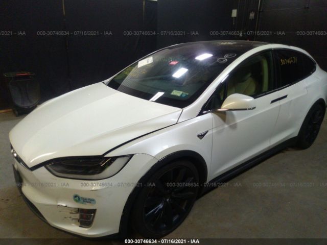 Photo 5 VIN: 5YJXCDE28HF075338 - TESLA MODEL X 