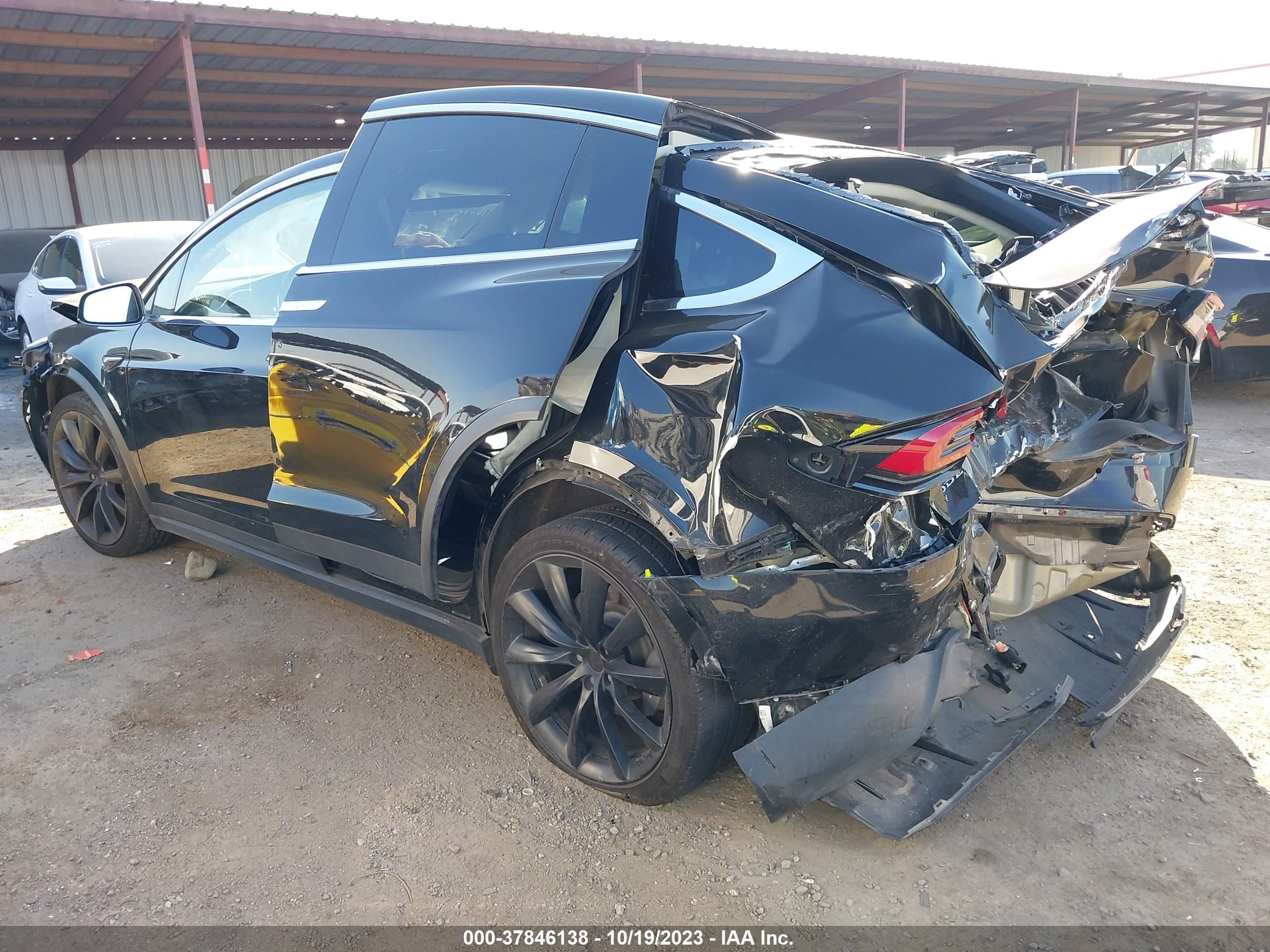 Photo 2 VIN: 5YJXCDE28HF078451 - TESLA MODEL X 