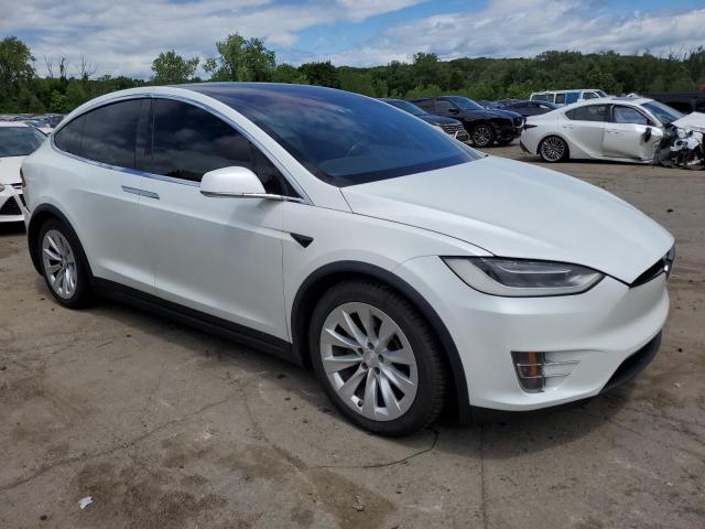 Photo 3 VIN: 5YJXCDE29HF050478 - TESLA MODEL X 