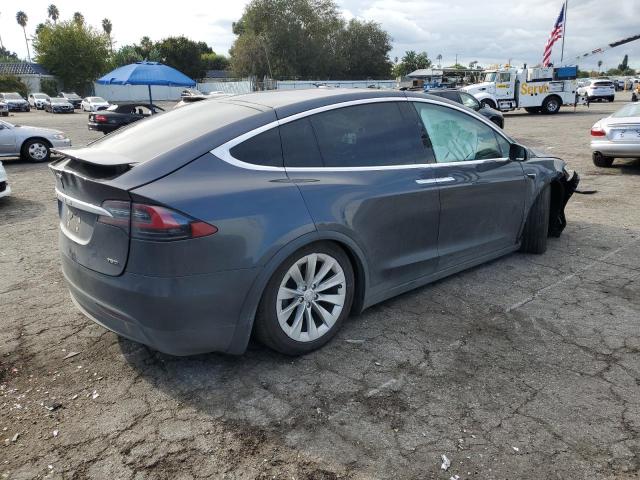 Photo 2 VIN: 5YJXCDE29HF053445 - TESLA MODEL X 