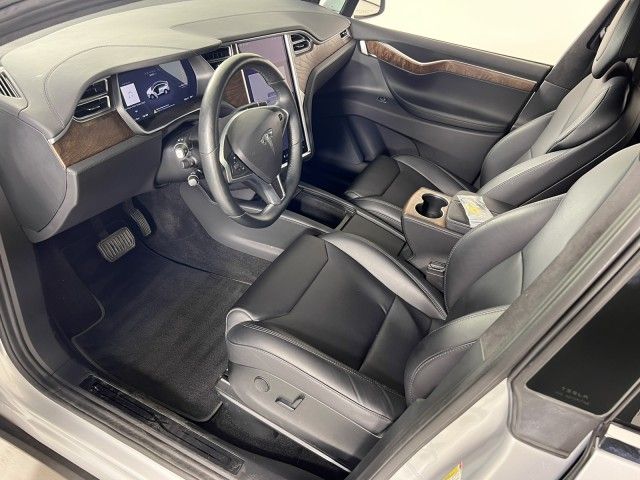 Photo 2 VIN: 5YJXCDE29HF068348 - TESLA MODEL X 