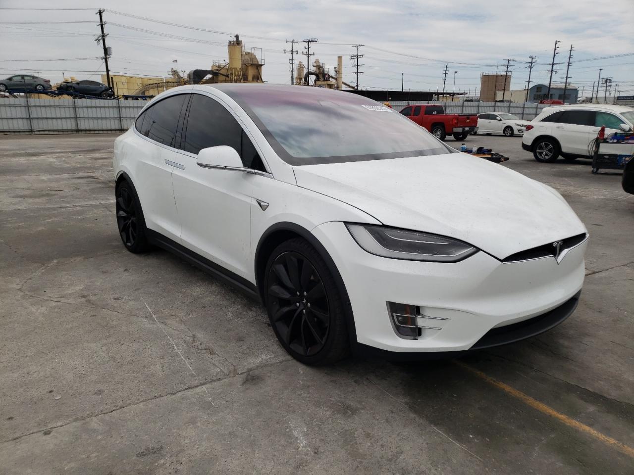 Photo 3 VIN: 5YJXCDE29JF123144 - TESLA MODEL X 