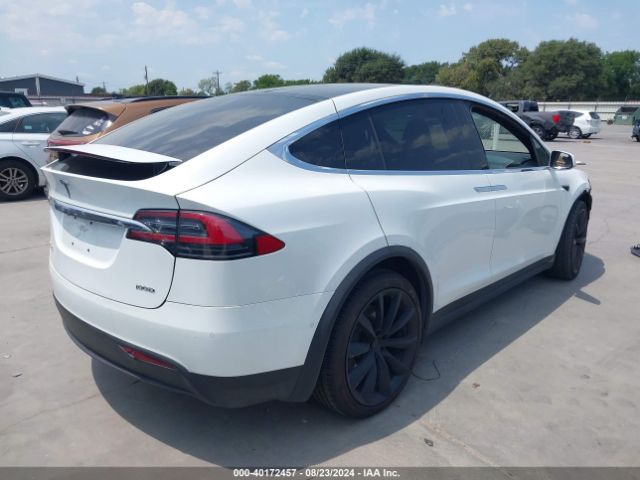 Photo 3 VIN: 5YJXCDE29JF141904 - TESLA MODEL X 