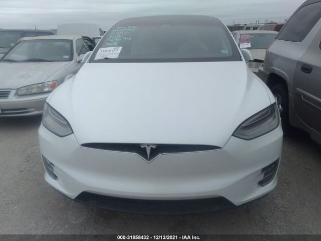 Photo 5 VIN: 5YJXCDE29LF303694 - TESLA MODEL X 