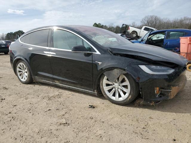 Photo 3 VIN: 5YJXCDE2XHF049162 - TESLA MODEL X 