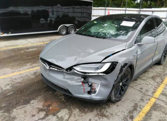 Photo 5 VIN: 5YJXCDE2XHF052501 - TESLA MODEL X 