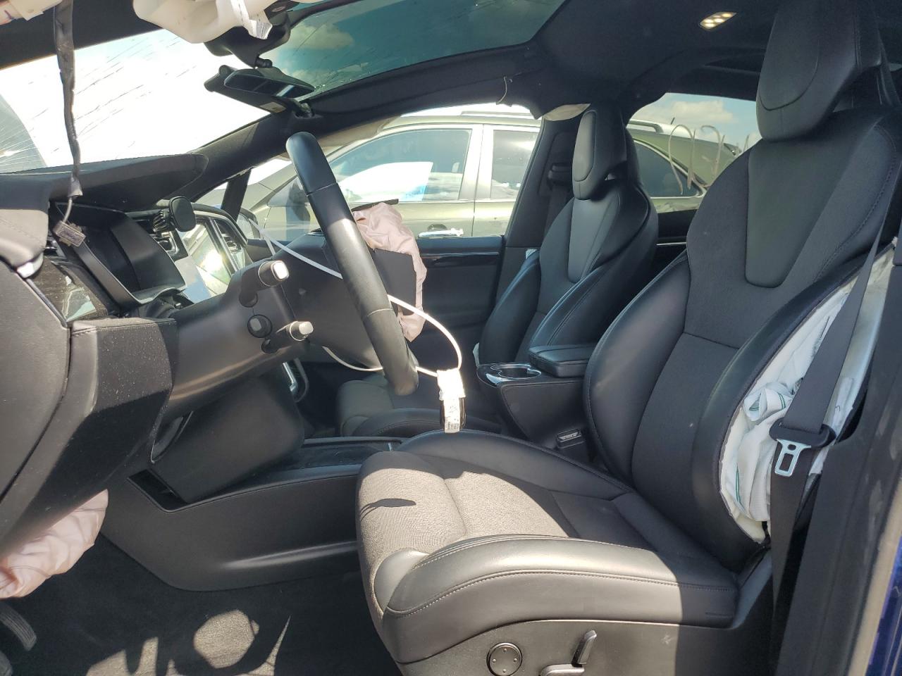 Photo 6 VIN: 5YJXCDE2XHF066656 - TESLA MODEL X 