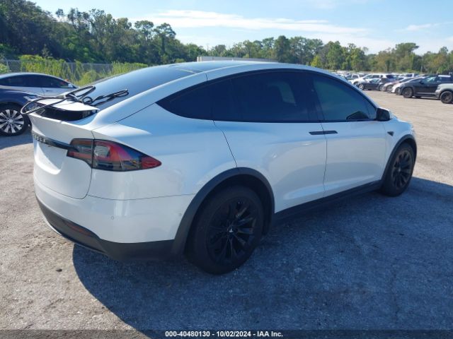 Photo 3 VIN: 5YJXCDE2XJF141474 - TESLA MODEL X 