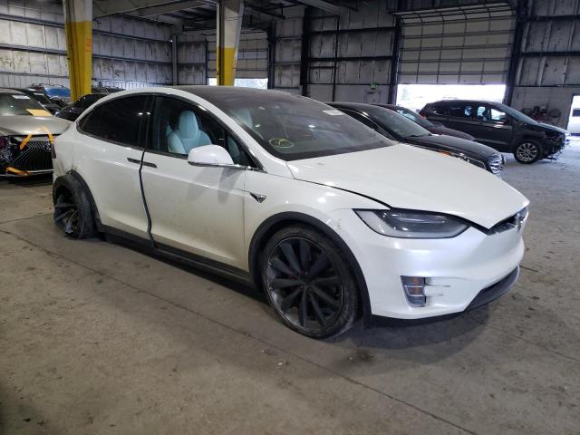 Photo 3 VIN: 5YJXCDE40HF055814 - TESLA MODEL X 