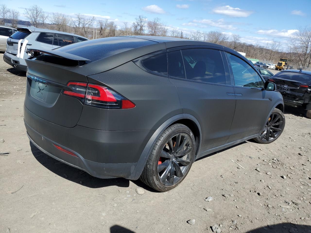 Photo 2 VIN: 5YJXCDE45LF298382 - TESLA MODEL X 