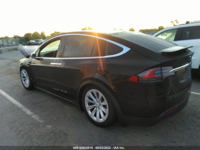 Photo 2 VIN: 5YJXCDE46LF299461 - TESLA MODEL X 