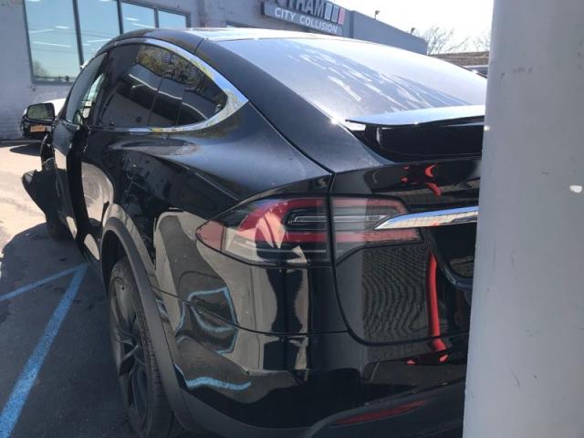 Photo 2 VIN: 5YJXCDE48MF308193 - TESLA MODEL X 