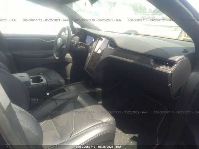 Photo 4 VIN: 5YJXCDE4XJF116849 - TESLA MODEL X 100D 