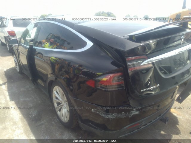 Photo 5 VIN: 5YJXCDE4XJF116849 - TESLA MODEL X 100D 