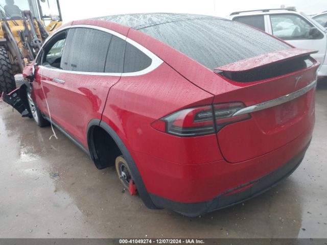 Photo 2 VIN: 5YJXCDE4XLF303267 - TESLA MODEL X 