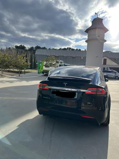 Photo 2 VIN: 5YJXCEE26HF061030 - TESLA MODEL X 