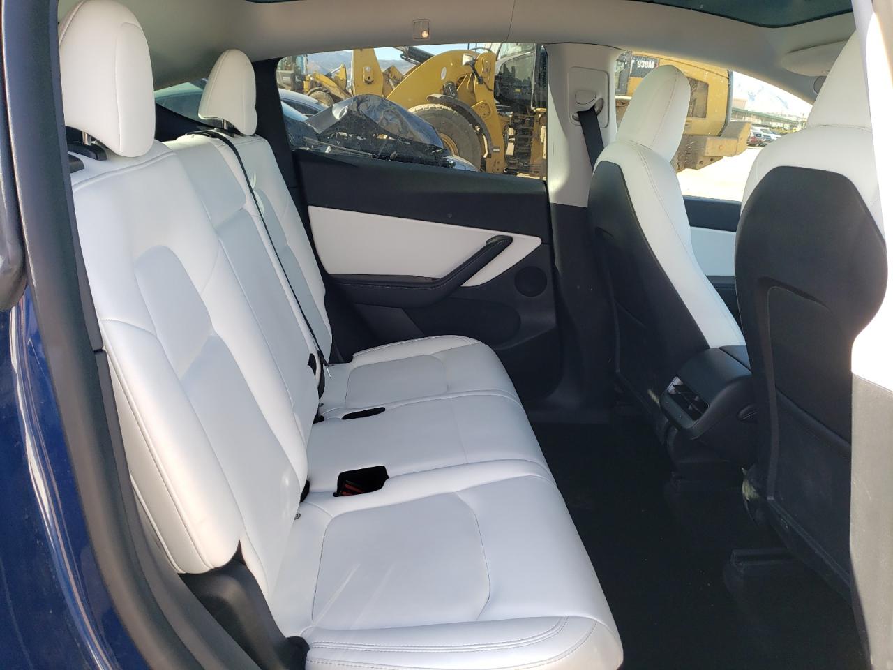 Photo 9 VIN: 5YJYGAEE2MF235404 - TESLA MODEL Y 