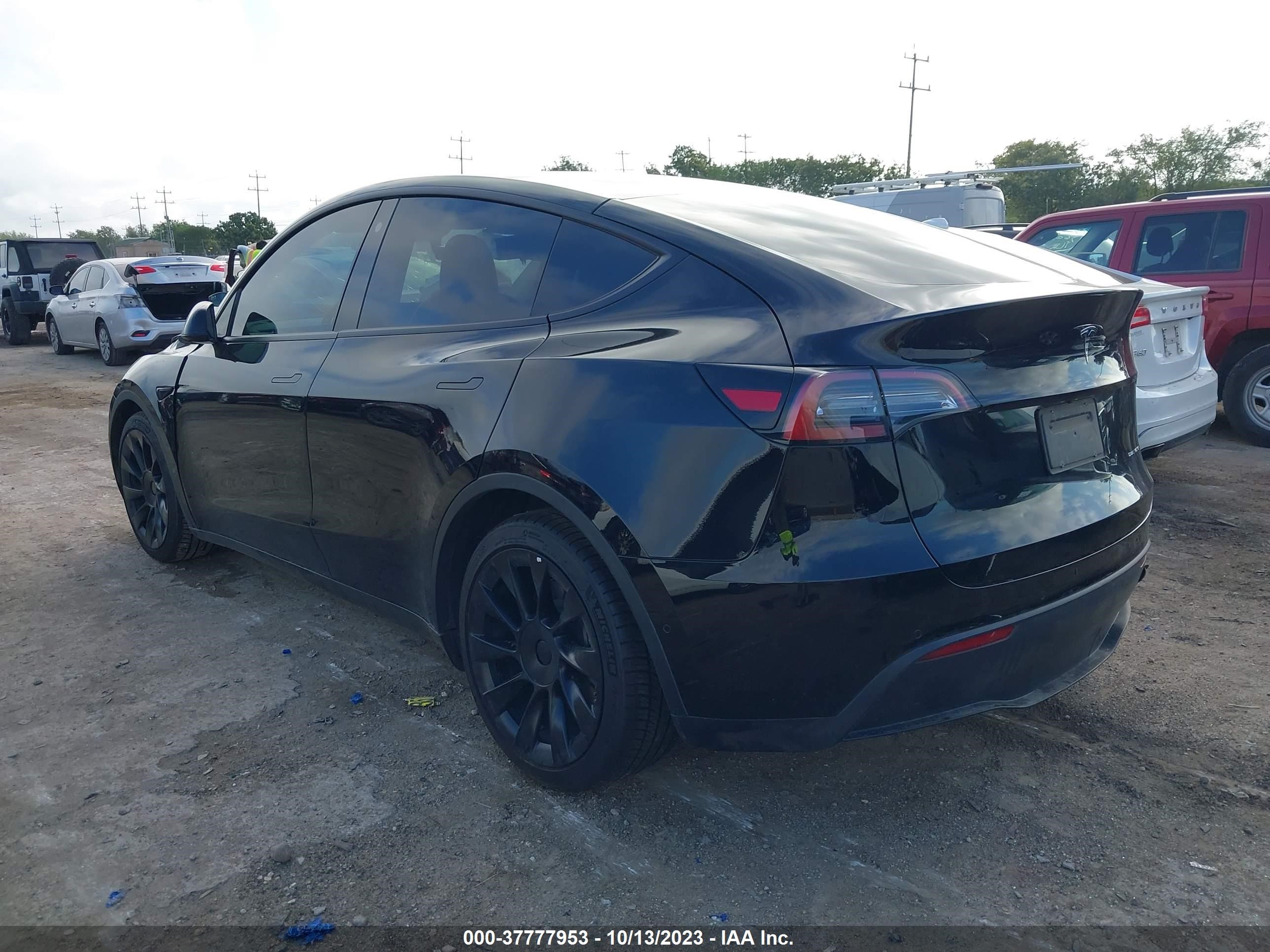 Photo 2 VIN: 5YJYGAEE2MF259072 - TESLA MODEL Y 