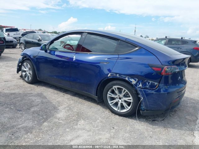 Photo 2 VIN: 5YJYGAEE2MF262747 - TESLA MODEL Y 