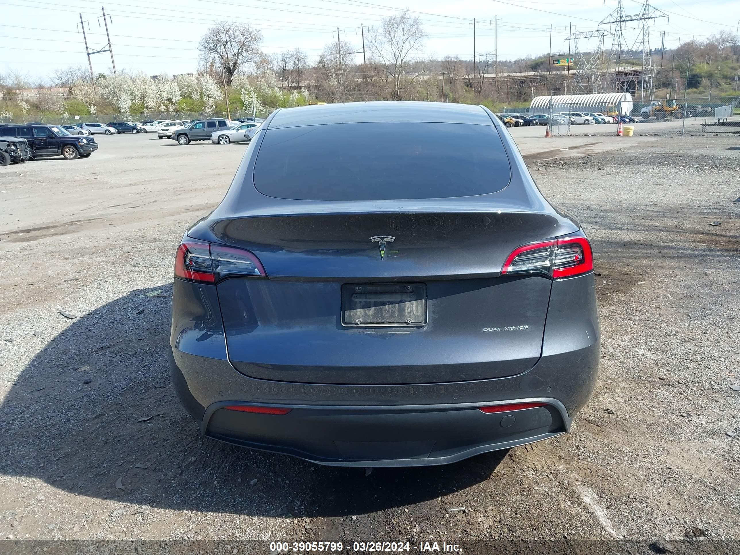 Photo 14 VIN: 5YJYGAEE3MF187850 - TESLA MODEL Y 