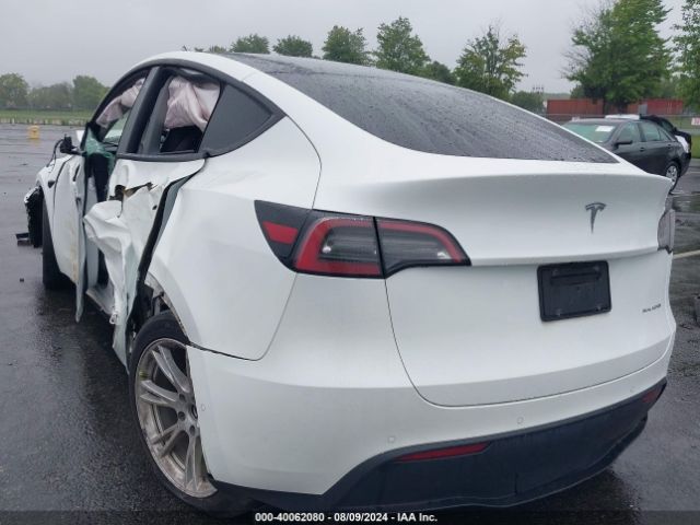 Photo 2 VIN: 5YJYGAEE3MF255466 - TESLA MODEL Y 