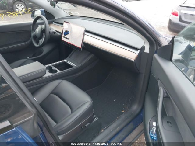 Photo 4 VIN: 5YJYGAEE4MF255007 - TESLA MODEL Y 