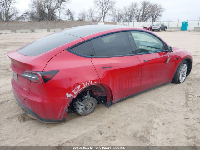 Photo 3 VIN: 5YJYGAEE5MF179832 - TESLA MODEL Y 