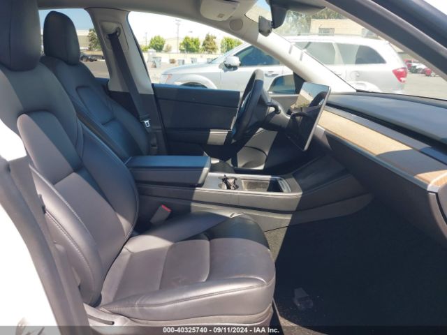 Photo 4 VIN: 5YJYGAEE5MF223036 - TESLA MODEL Y 