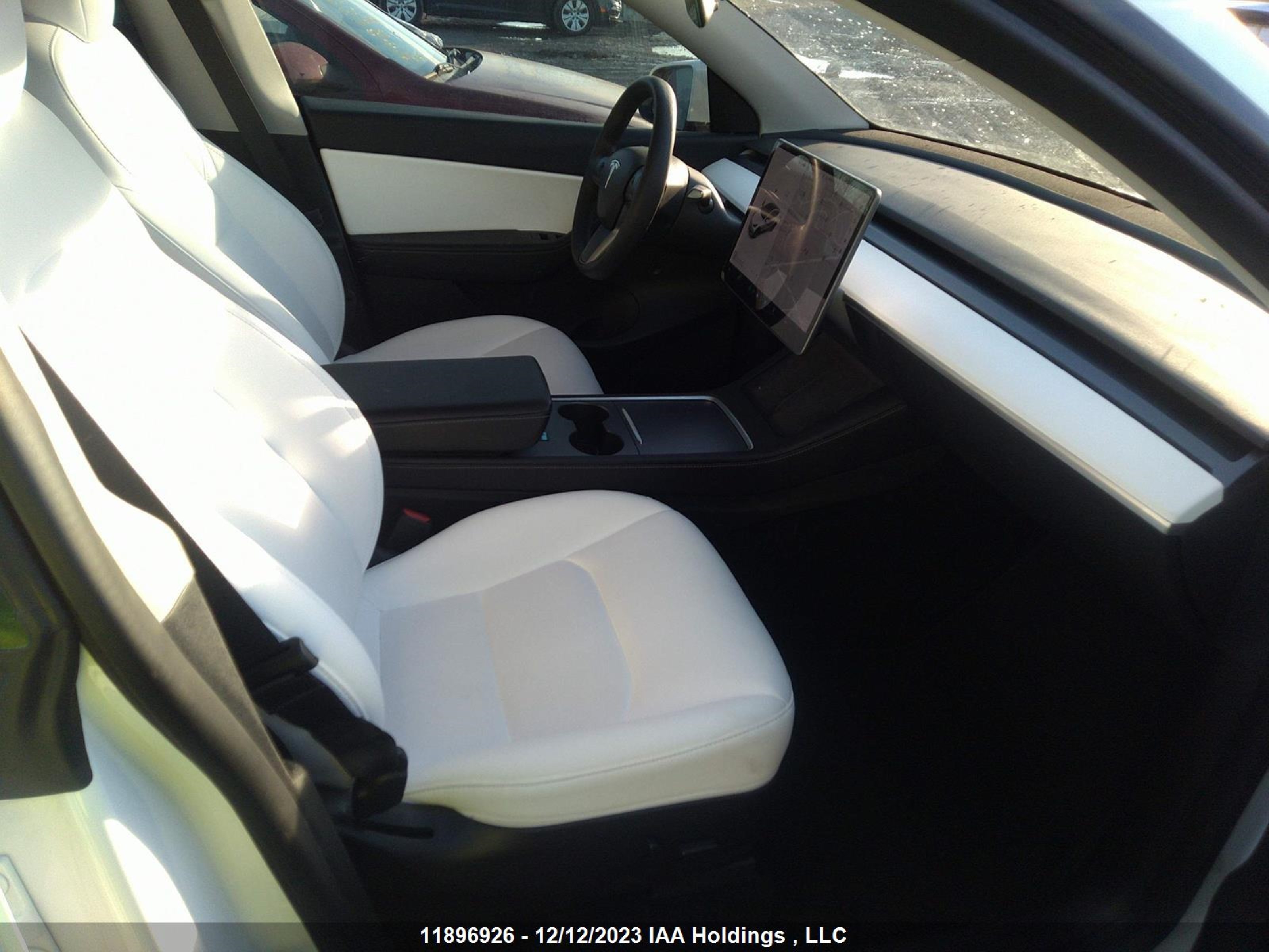 Photo 4 VIN: 5YJYGAEE5MF293796 - TESLA MODEL Y 