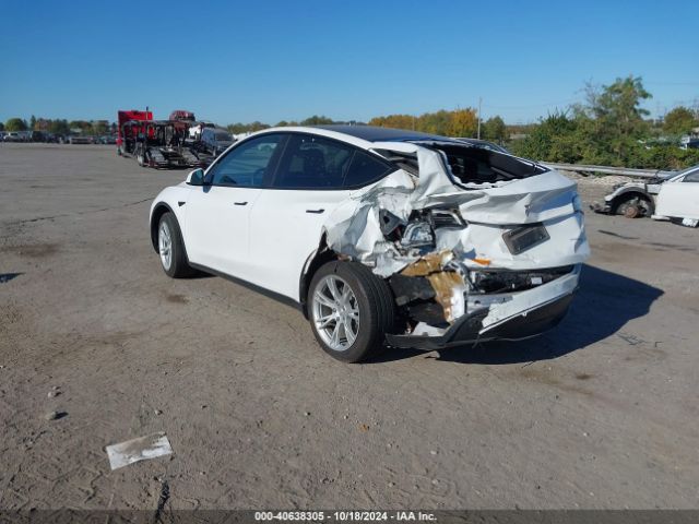 Photo 2 VIN: 5YJYGAEE6MF172730 - TESLA MODEL Y 