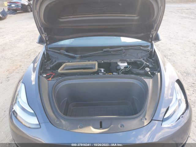 Photo 9 VIN: 5YJYGAEE8MF131189 - TESLA MODEL Y 