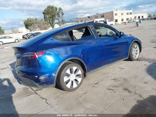 Photo 3 VIN: 5YJYGAEE8MF231745 - TESLA MODEL Y 