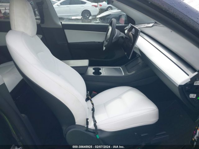 Photo 4 VIN: 5YJYGAEE8MF276524 - TESLA MODEL Y 