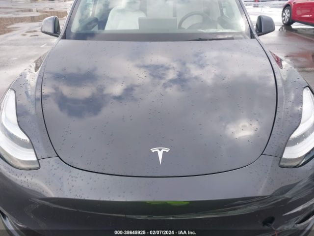 Photo 9 VIN: 5YJYGAEE8MF276524 - TESLA MODEL Y 