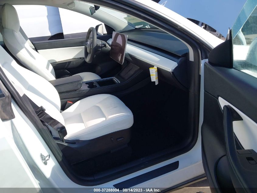 Photo 4 VIN: 5YJYGAEE8MF295333 - TESLA MODEL Y 