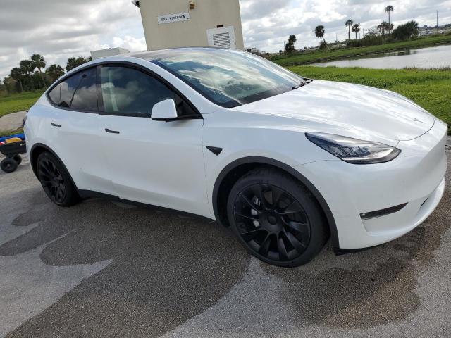 Photo 3 VIN: 5YJYGAEE9MF143044 - TESLA MODEL Y 