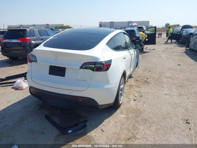 Photo 3 VIN: 5YJYGAEE9MF189909 - TESLA MODEL Y 