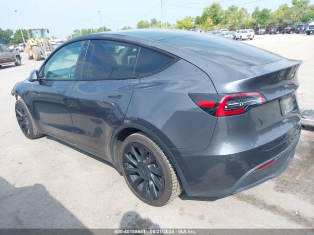 Photo 2 VIN: 5YJYGAEE9MF200648 - TESLA MODEL Y 