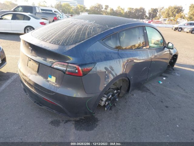 Photo 3 VIN: 5YJYGAEE9MF216171 - TESLA MODEL Y 