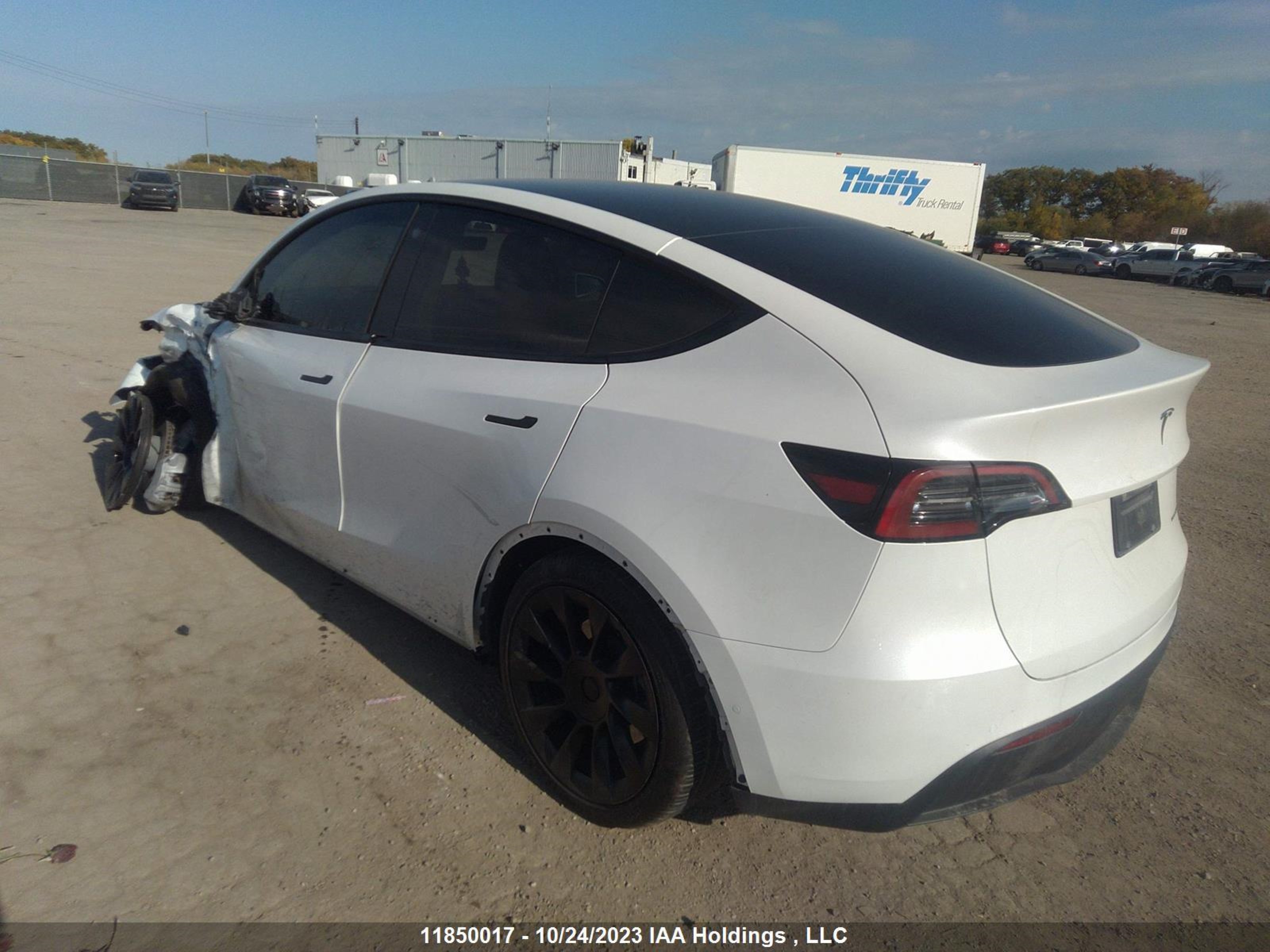 Photo 2 VIN: 5YJYGAEE9MF241765 - TESLA MODEL Y 