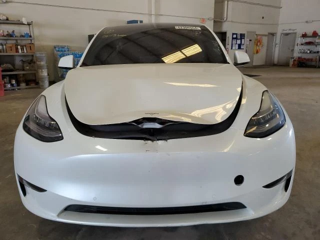 Photo 4 VIN: 5YJYGAEEXMF183293 - TESLA MODEL Y 