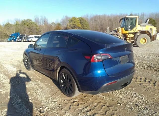 Photo 2 VIN: 5YJYGAEEXMF190129 - TESLA MODEL Y 