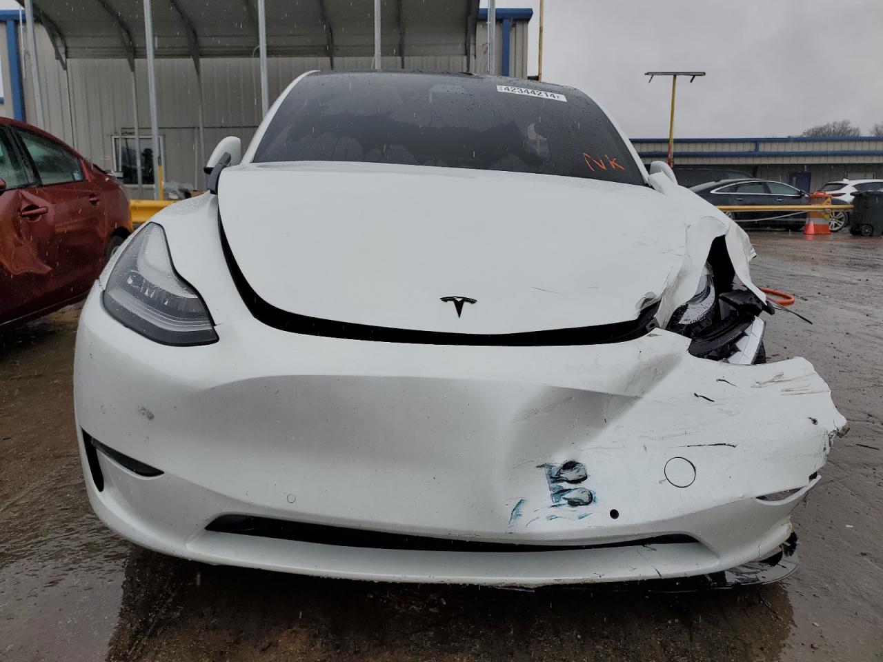 Photo 4 VIN: 5YJYGDED1MF114078 - TESLA MODEL Y 