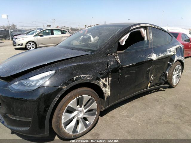 Photo 5 VIN: 5YJYGDED2MF107737 - TESLA MODEL Y 